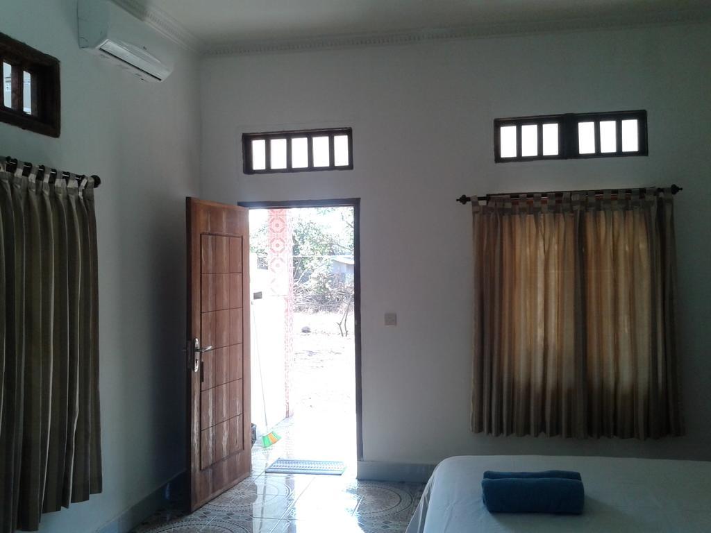 Putri Homestay Gili Meno Habitación foto