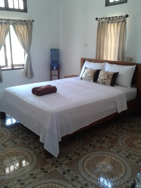 Putri Homestay Gili Meno Habitación foto