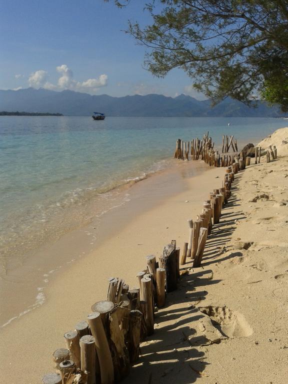Putri Homestay Gili Meno Habitación foto