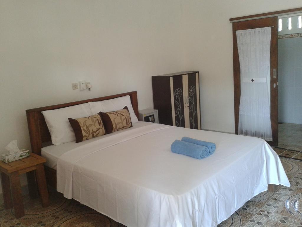 Putri Homestay Gili Meno Habitación foto