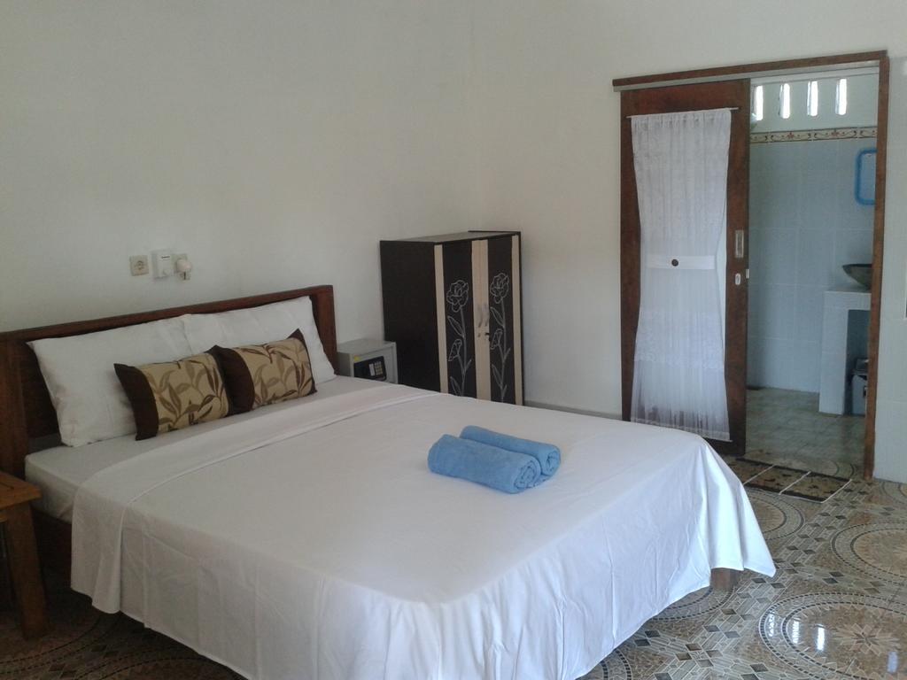 Putri Homestay Gili Meno Habitación foto
