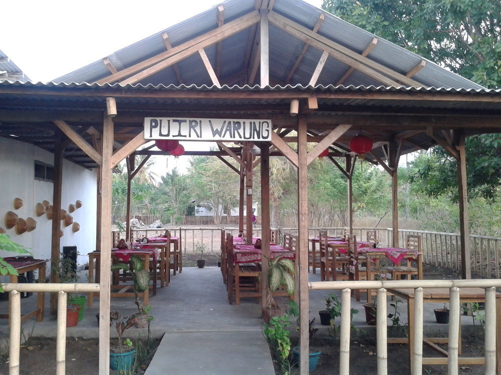 Putri Homestay Gili Meno Exterior foto